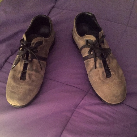 Prada Chukka Style Suede Shoes....Tan....Size 11 - Picture 1 of 4